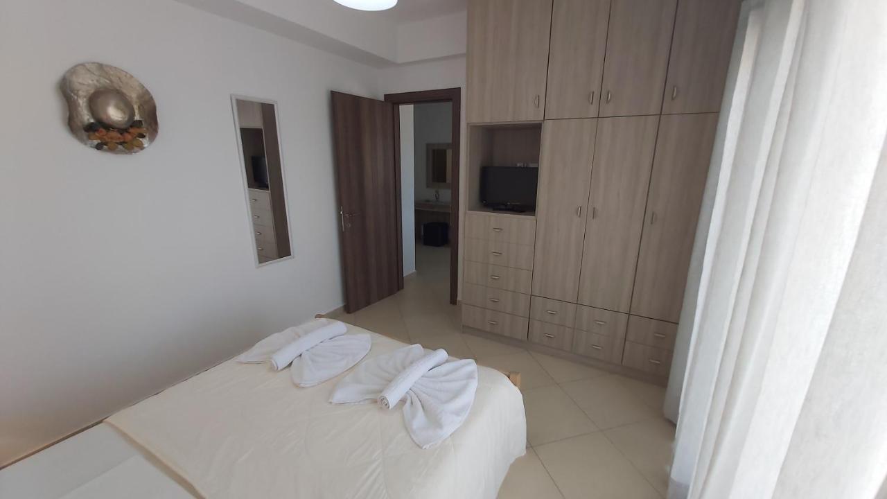 Nikko'S Apartments Elafonisos מראה חיצוני תמונה