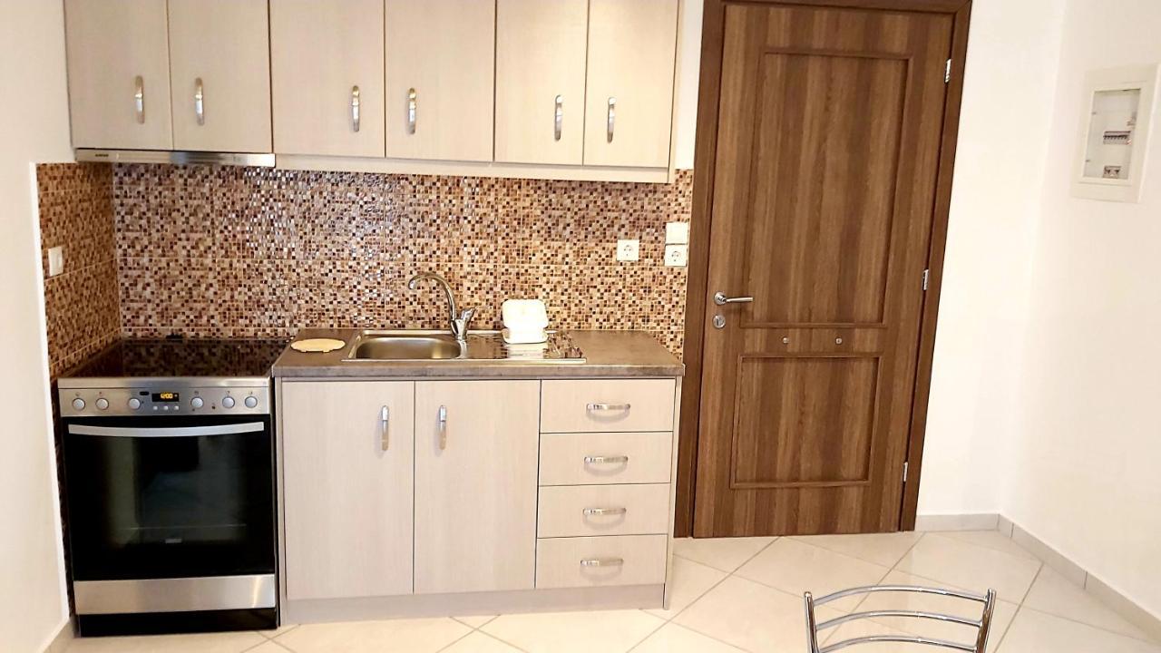 Nikko'S Apartments Elafonisos מראה חיצוני תמונה